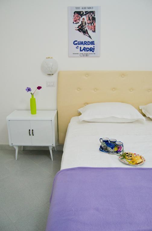 La Piccola Casa Del Cinema Hotel Giffoni Valle Piana Bagian luar foto